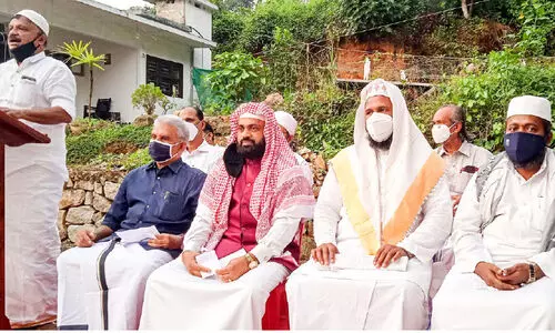 ന്യുസ്റത്തിൽ മസാക്കീൻ ഫ്ലാറ്റ് സമുച്ചയം കൈമാറി