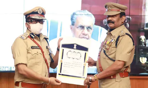 ഇരട്ട പുരസ്​കാര നിറവിൽ കെ.ജി. ​ൈസമൺ