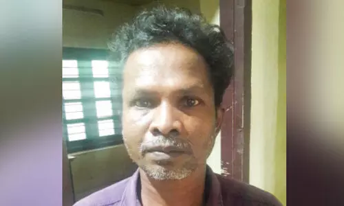 പ​തി​മൂ​ന്നു​കാ​രി​യെ പീ​ഡി​പ്പി​ക്കാ​ൻ ശ്ര​മി​ച്ച മ​ധ്യ​വ​യ​സ്‌​കൻ​ പിടിയിൽ