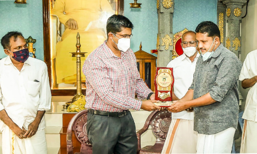 കോവിഡിലും പതറാതെ നിസാർ വെള്ളാപ്പള്ളി