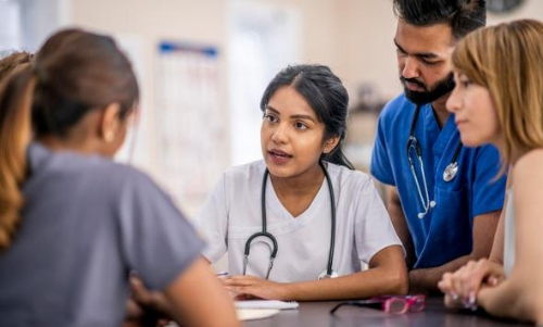 മെഡിക്കൽ എൻ.ആർ.​െഎ: സ്​പോൺസർഷിപ്​ രേഖക്ക്​ നോട്ടറി സാക്ഷ്യപ്പെടുത്തൽ നിർബന്ധമാക്കി