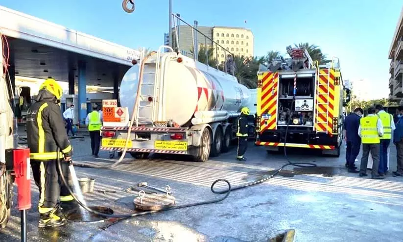 പെട്രോള്‍ പമ്പിലെ എണ്ണച്ചോര്‍ച്ച നിയന്ത്രണവിധേയമാക്കി