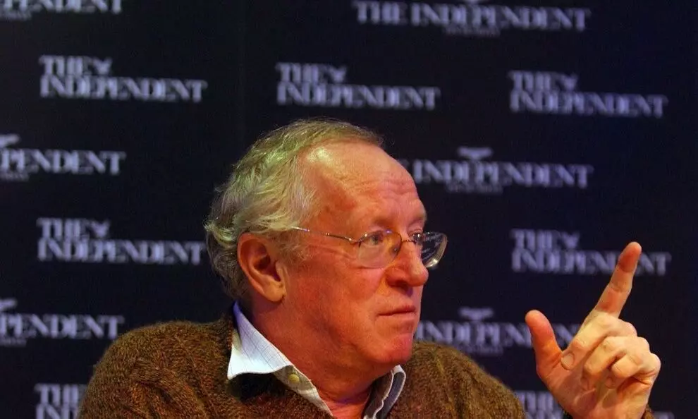 മിഡിൽ ഈസ്റ്റ് റിപ്പോർട്ടുകളിലൂടെ ശ്രദ്ധേയനായ മാധ്യമപ്രവർത്തകൻ റോബർട്ട് ഫിസ്ക് അന്തരിച്ചു മിഡിൽ ഈസ്റ്റ് റിപ്പോർട്ടുകളിലൂടെ ശ്രദ്ധേയനായ മാധ്യമപ്രവർത്തകൻ റോബർട്ട് ഫിസ്ക് അന്തരിച്ചു