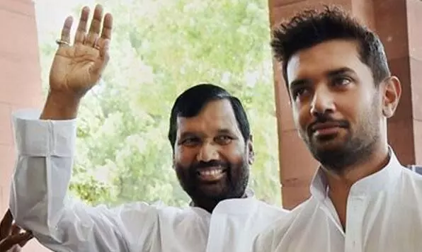 പാസ്വാ​െൻറ മരണത്തിൽ ചിരാഗിന്​ പങ്കുണ്ടെന്ന്; മോദിക്ക്​ മുൻമുഖ്യമന്ത്രിയുടെ കത്ത്​