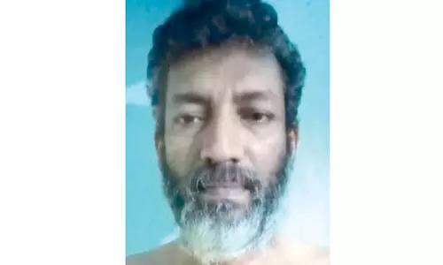 കാറുകളുടെ ഗ്ലാസ് തകർത്ത് മോഷണം നടത്തുന്നയാൾ പിടിയിൽ