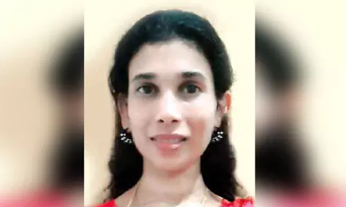 വീട്ടമ്മയെ തൂങ്ങിമരിച്ച നിലയിൽ കണ്ടതിൽ ദുരൂഹതയെന്ന്