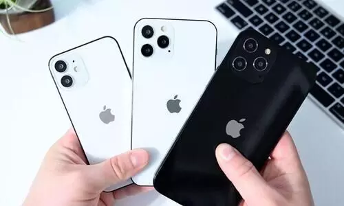 യൂണിടാക്​ നൽകിയ ഐ ഫോൺ വിജിലൻസ്​ പിടിച്ചെടുക്കും