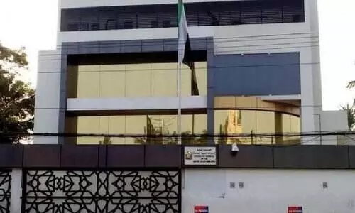 യു.എ.ഇ കോണ്‍സുലേറ്റിലെ മുൻ ജീവനക്കാരനെ പ്രതി ചേര്‍ക്കാന്‍ അനുമതി തേടി കസ്റ്റംസ്