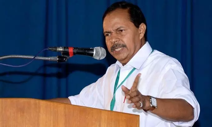 ജനങ്ങൾ ചെകുത്താനും കടലിനും ഇടയിൽ -പി.ടി. തോമസ് എം.എൽ.എ ജനങ്ങൾ ചെകുത്താനും കടലിനും ഇടയിൽ -പി.ടി. തോമസ് എം.എൽ.എ