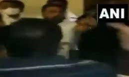 വോട്ടിന് ​നോട്ട്​​; ബി.ജെ.പി, ടി.ആർ.എസ് പ്രവർത്തകർ ഏറ്റുമുട്ടി​