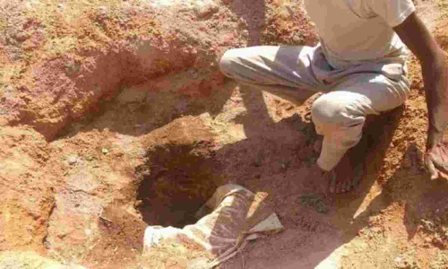 മൂന്നു വയസുകാരന്‍ വീണത് 200 അടിയുള്ള കുഴല്‍ക്കിണറിലേക്ക്; രക്ഷാപ്രവര്‍ത്തനം തുടരുന്നു