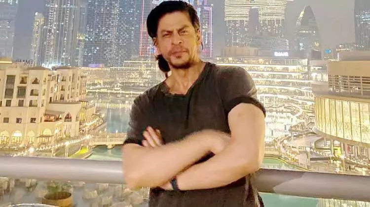 കിങ്​ ഖാന് ബുർജ് ഖലീഫയുടെ തലയെടുപ്പുള്ള ജന്മദിനാശംസ