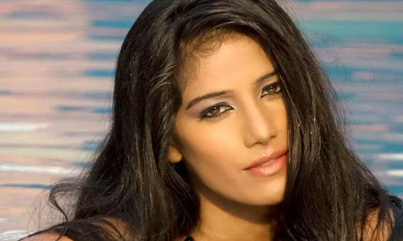 അശ്ലീല വീഡിയോ: നടി പൂനം പാണ്ഡെക്കെതിരെ കേസ്