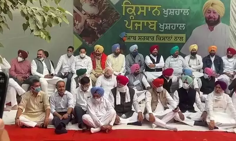 ചരക്ക്​ ട്രെയിൻ ഗതാഗതം നിർത്തി; പഞ്ചാബ്​ മ​ന്ത്രിമാരുടെയും കോൺഗ്രസ്​ എം.എൽ.എമാരുടെയും പ്രതിഷേധം