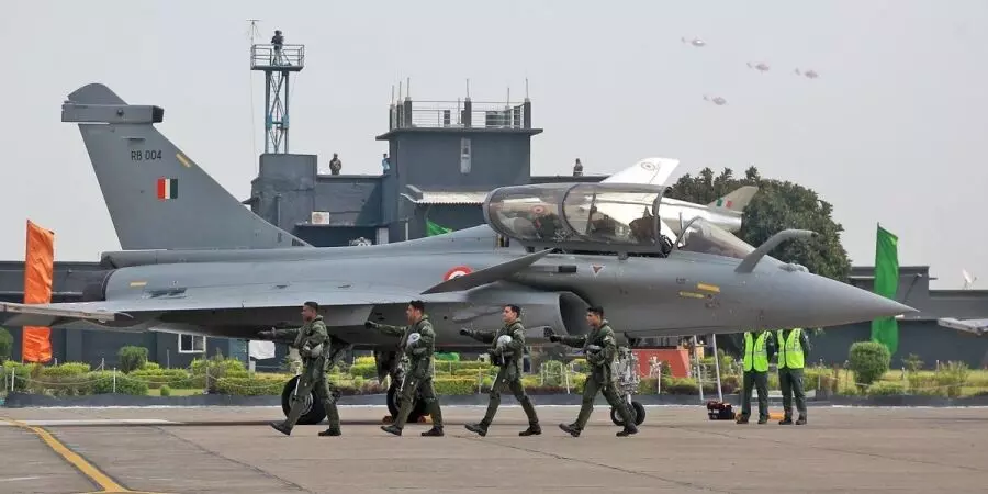 വ്യോമസേനക്ക്​ കരുത്തുകൂട്ടാൻ മൂന്നു റഫാൽ യുദ്ധവിമാനങ്ങൾകൂടി