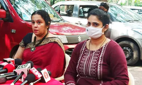 അ​ർ​ണ​ബിനെ അ​റ​സ്റ്റ് ചെയ്ത മഹാരാഷ്ട്ര പൊലീസിന് നന്ദി പറഞ്ഞ് അ​ക്ഷി​ത നാ​യി​ക്