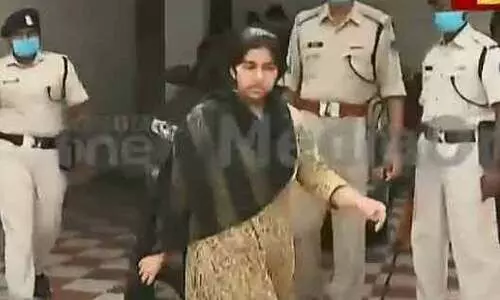 ഇ.ഡി ഉദ്യോഗസ്ഥര്‍ ഭീഷണിപ്പെടുത്തുന്നതായി ബിനിഷിന്‍റെ ഭാര്യ