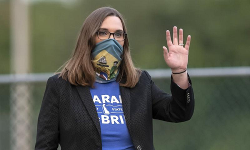 സെനറ്റിലെത്തുന്ന ആദ്യ ട്രാൻസ്​ജെൻഡർ; ചരിത്രത്തിൽ ഇടംനേടി സാറയും