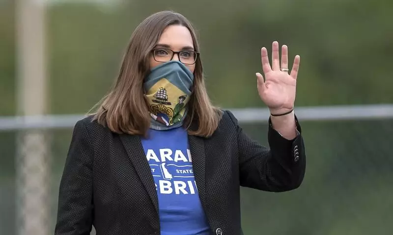 സെനറ്റിലെത്തുന്ന ആദ്യ ട്രാൻസ്ജെൻഡർ; ചരിത്രത്തിൽ ഇടംനേടി സാറയും സെനറ്റിലെത്തുന്ന ആദ്യ ട്രാൻസ്ജെൻഡർ; ചരിത്രത്തിൽ ഇടംനേടി സാറയും