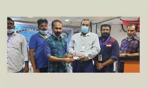 പ്ര​വാ​സി ബാ​ർ​ബേ​ഴ്​​സ്  കൂ​ട്ടാ​യ്മ മെ​ഡി​ക്ക​ൽ ക്യാ​മ്പ് സം​ഘ​ടി​പ്പി​ച്ചു