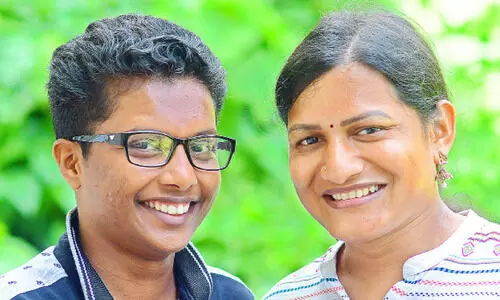 അ​വ​യ​വ​ദാ​ന​ത്തി​ന് പു​തു​ച​രി​തം; ര​ജി​സ്ട്രേ​ഷ​ൻ ന​ട​ത്തി ട്രാ​ൻ​സ് ദ​മ്പ​തി​ക​ൾ