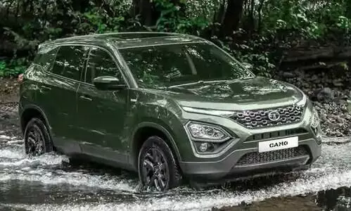 പട്ടാള പച്ചയുമായി ഹാരിയർ കാമോ എഡിഷൻ പട്ടാള പച്ചയുമായി ഹാരിയർ കാമോ എഡിഷൻ