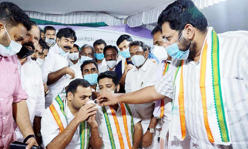 ഡീന്‍ കുര്യാക്കോസ് എം.പി നിരാഹാരസമരം അവസാനിപ്പിച്ചു