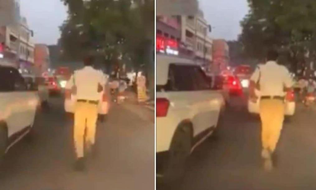 ആ ഒാട്ടം ഞങ്ങളുടെ ഹൃദയത്തിലേക്ക്; പൊലീസുകാരെൻറ ആത്മാർഥതക്ക് കയ്യടിച്ച് ലോകം ആ ഒാട്ടം ഞങ്ങളുടെ ഹൃദയത്തിലേക്ക്; പൊലീസുകാരെൻറ ആത്മാർഥതക്ക് കയ്യടിച്ച് ലോകം