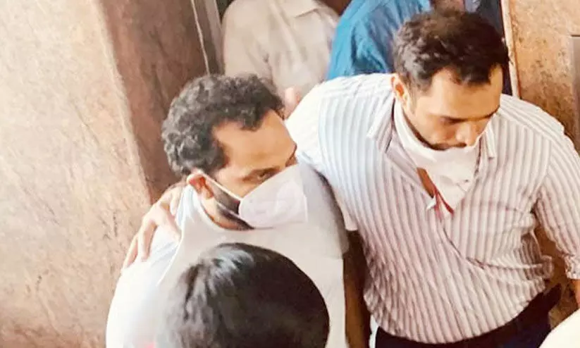 ബിനീഷ് കോടിയേരിയുടെ കസ്റ്റഡി നീട്ടി ബിനീഷ് കോടിയേരിയുടെ കസ്റ്റഡി നീട്ടി