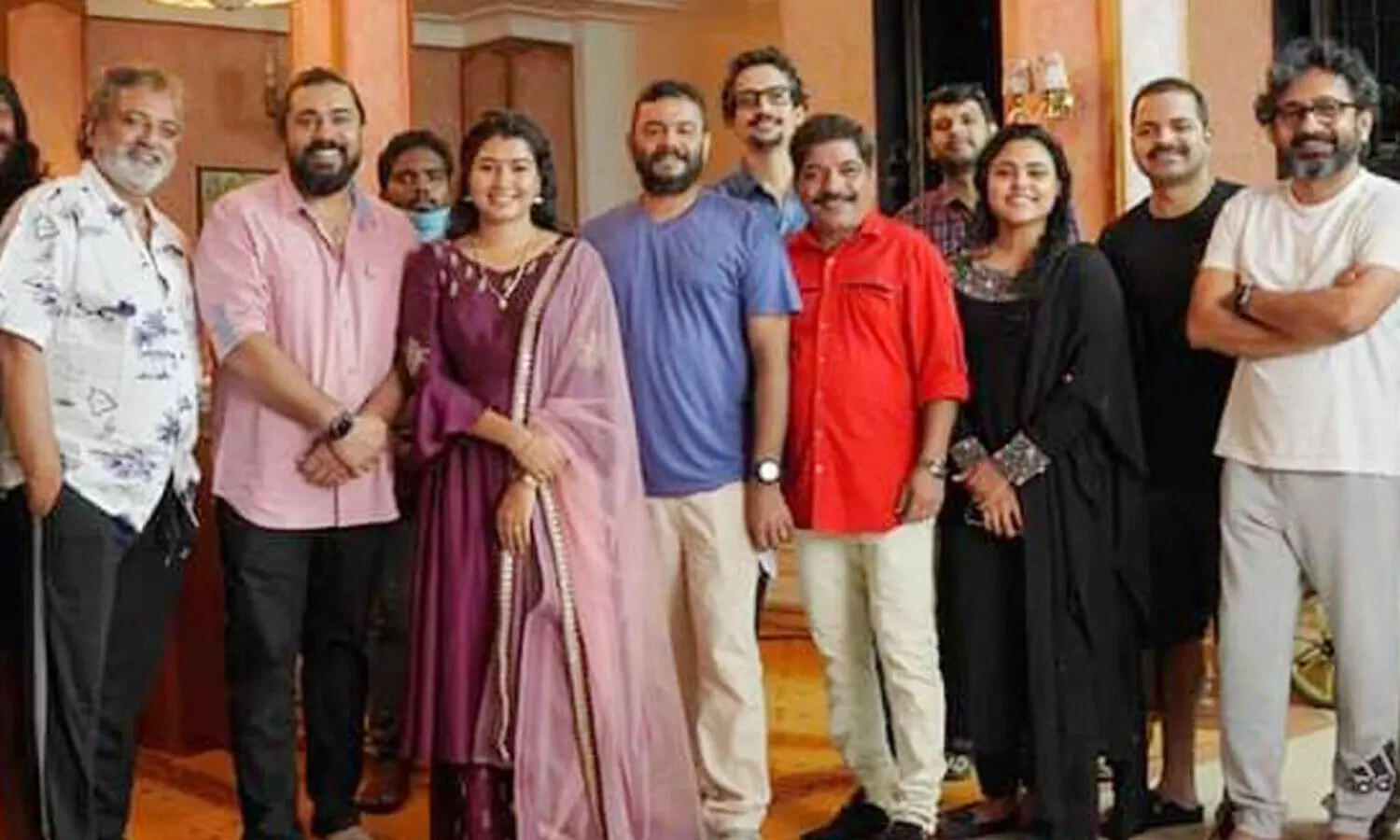 നിവിന്‍ പോളിയുടെ കനകം കാമിനി കലഹം തുടങ്ങി