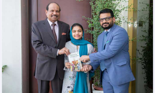 മ​ല​യാ​ളി വി​ദ്യാ​ർ​ഥി​നി​യു​ടെ പു​സ്​​ത​കം പ്ര​കാ​ശ​നം ചെ​യ്​​തു