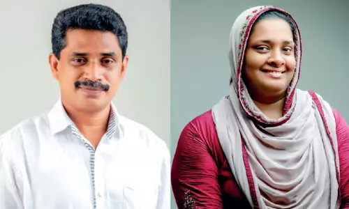 ആ​ദ്യം വീ​ട്ടു​കാ​ര്യം, പി​ന്നെ വോ​ട്ടു​കാ​ര്യം; കോ​ട്ട​ക്ക​ൽ ന​ഗ​ര​സ​ഭ​യി​ലേ​ക്ക് ദ​മ്പ​തി​ക​ൾ ജ​ന​വി​ധി തേ​ടു​ന്നു