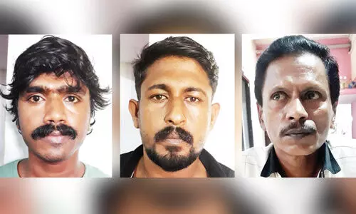 മോഷണക്കേസ് പ്രതികൾ കവർച്ച ആസൂത്രണത്തിനിടെ കൊണ്ടോട്ടിയിൽ പിടിയിൽ