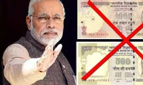 വെച്ചത്​ ചക്കിന്​, കൊണ്ടത്​ കൊക്കിന്​ ! നാലുവര്‍ഷം മുമ്പ് രാത്രി 8 മണിക്കായിരുന്നു ആ പ്രഖ്യാപനം