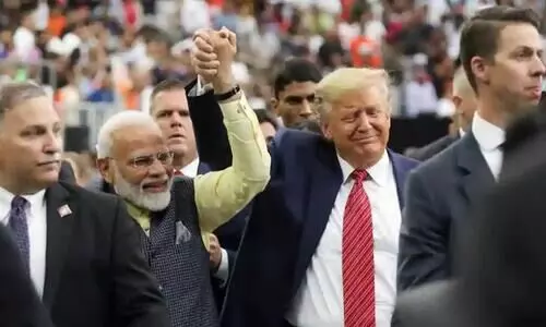 മോദിക്ക്​ ട്വിറ്ററിലും പണി; ഹൗഡി മോദി ട്രെൻഡിങ്​ ആക്കി ട്വിറ്ററാറ്റികൾ