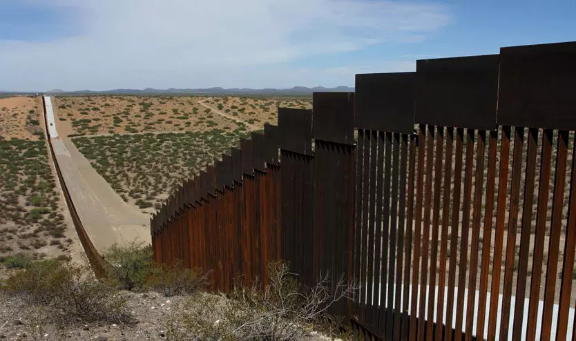 പ്രസിഡൻറ് മാറി; നയം മാറുമെന്ന പ്രതീക്ഷയിൽ മെക്സികോ പ്രസിഡൻറ് മാറി; നയം മാറുമെന്ന പ്രതീക്ഷയിൽ മെക്സികോ