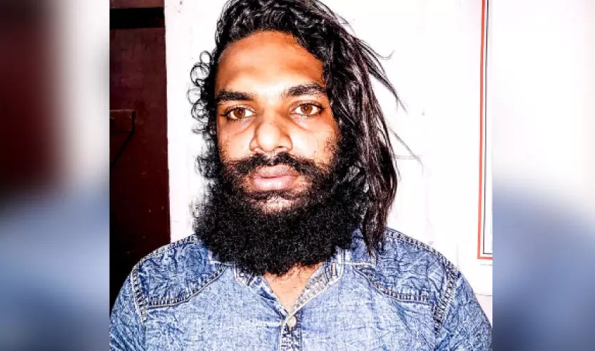 ഓപറേഷൻ ഡാർക്ക് ഹണ്ട്: കാപ്പ ചുമത്തി ജയിലിലടച്ചു ഓപറേഷൻ ഡാർക്ക് ഹണ്ട്: കാപ്പ ചുമത്തി ജയിലിലടച്ചു