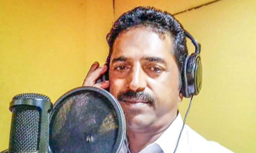 തെരഞ്ഞെടുപ്പ് ആവേശം വാനോളമുയർത്താൻ പാരഡി ഗാനങ്ങൾ തെരഞ്ഞെടുപ്പ് ആവേശം വാനോളമുയർത്താൻ പാരഡി ഗാനങ്ങൾ