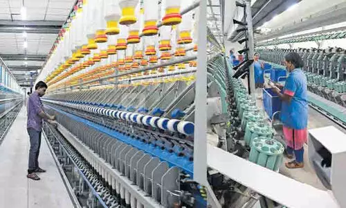 സ്​പിന്നിങ്​​ മില്ലുകൾക്ക്​ മെഷീൻ വാങ്ങിയതിൽ ക്രമക്കേടെന്ന് പരാതി