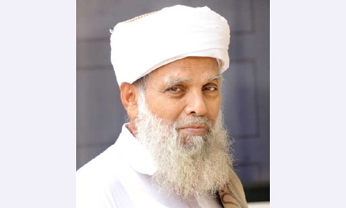 പണ്ഡിത പ്രതിഭ പുരസ്‌കാരം ഉമർ ഫൈസി മുക്കത്തിന്