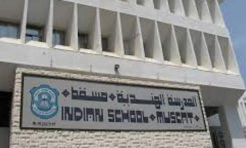 ഇ​ന്ത്യ​ൻ സ്​​കൂ​ൾ പാ​ഠ്യ​പ​ദ്ധ​തി​യി​ൽ സ​േ​ന്താ​ഷ പാ​ഠ​ങ്ങ​ളും ഉ​ൾ​പ്പെ​ടു​ത്തു​ന്നു