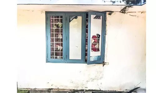 ലഹരി മാഫിയസംഘത്തി​െൻറ ആക്രമണത്തിൽ രണ്ട് യുവാക്കൾക്ക് പരിക്ക്​