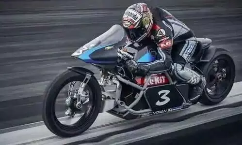 മാക്​സ്​ ബിയാജി ചീറിപ്പാഞ്ഞു; 11​ റെക്കോർഡുകൾ തകിടംമറിഞ്ഞു