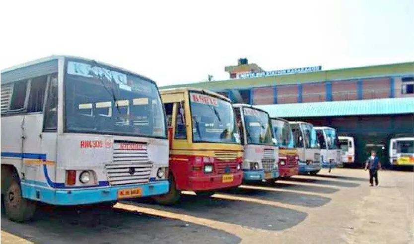 മംഗളൂരുവിൽ കോളജുകൾ തുറന്നു; യാത്ര സൗകര്യമില്ലാതെ കാസർകോട്ടെ വിദ്യാർഥികൾ