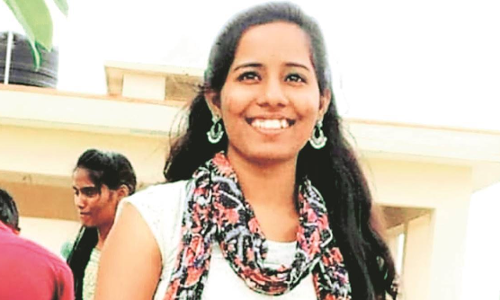 ലാപ്​ടോപ്​​ വാങ്ങാനായില്ല; സർവകലാശാല വിദ്യാർഥിനി ജീവനൊടുക്കി