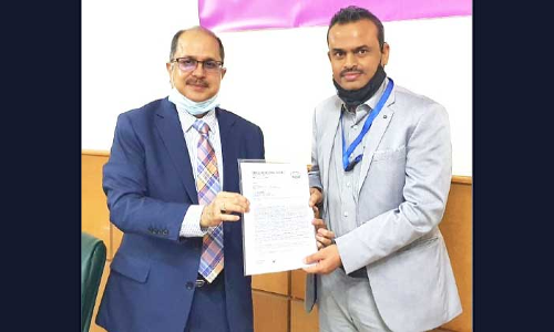 ജി​ദ്ദ ഒ.​​െഎ.​സി.​സി ഇ​ന്ത്യ​ൻ അം​ബാ​സ​ഡ​ർ​ക്ക്​ നി​വേ​ദ​നം ന​ൽ​കി