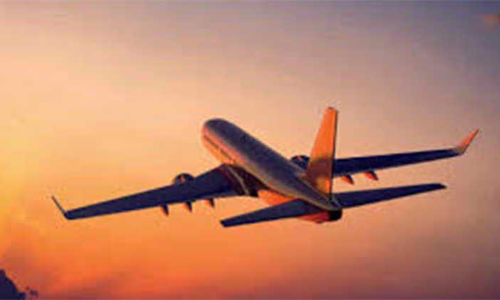 തൊ​ഴി​ൽ പ്ര​തി​സ​ന്ധി​യി​ലാ​യ മ​ല​യാ​ളി യു​വാ​വി​ന്​ സാ​മൂ​ഹി​ക പ്ര​വ​ർ​ത്ത​ക​ർ തു​ണ​യാ​യി