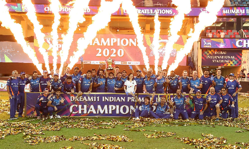 സംശയമെന്ത്​, അറേബ്യൻ മണ്ണിലും ​മുംബൈ തന്നെ ! ഐ.പി.എൽ കിരീടത്തിൽ അഞ്ചാം മുത്തം