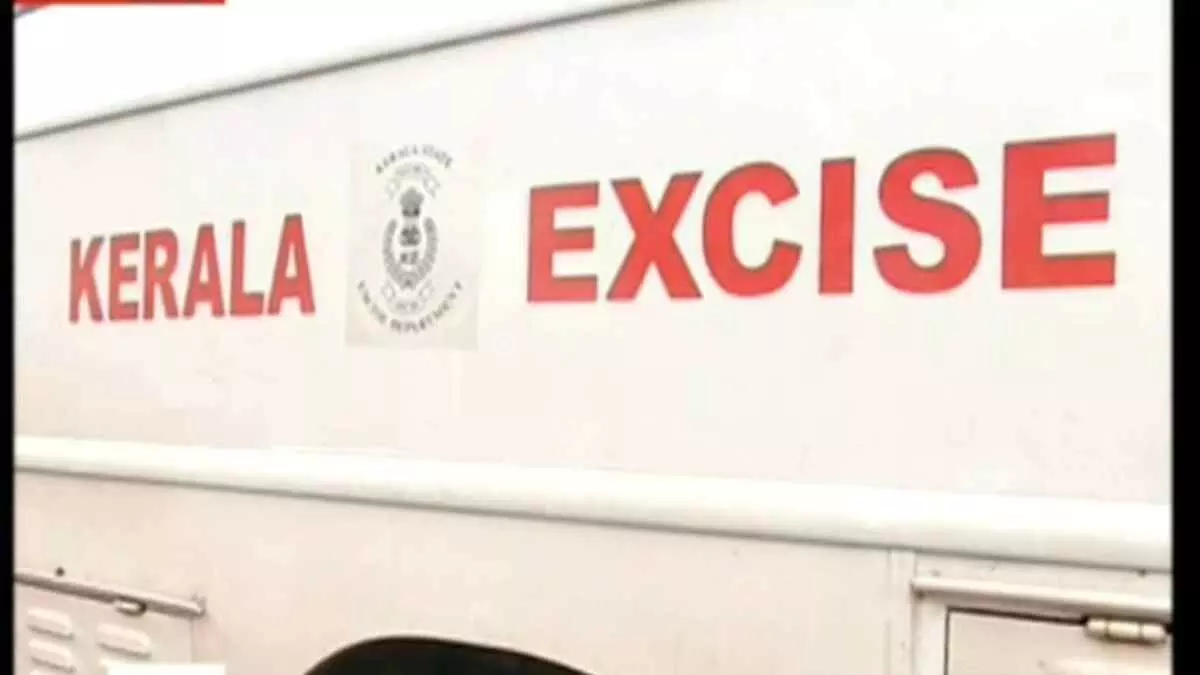 സർക്കാർ ഉത്തരവിന് അവഗണന: എക്സൈസ് ജില്ല ഓഫിസ് തൊടുപുഴയിൽ തന്നെ സർക്കാർ ഉത്തരവിന് അവഗണന: എക്സൈസ് ജില്ല ഓഫിസ് തൊടുപുഴയിൽ തന്നെ