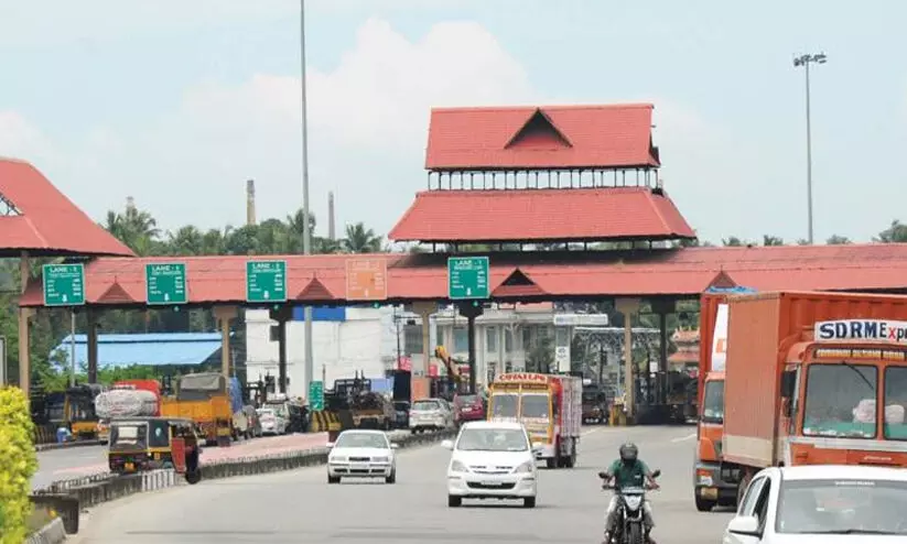 പാലിയേക്കര ടോൾ പ്ലാസയില്‍ 20 പേർക്ക് കോവിഡ്, അടിയന്തര നടപടികള്‍ക്ക് നിര്‍ദേശം